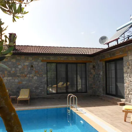 Villa Naila